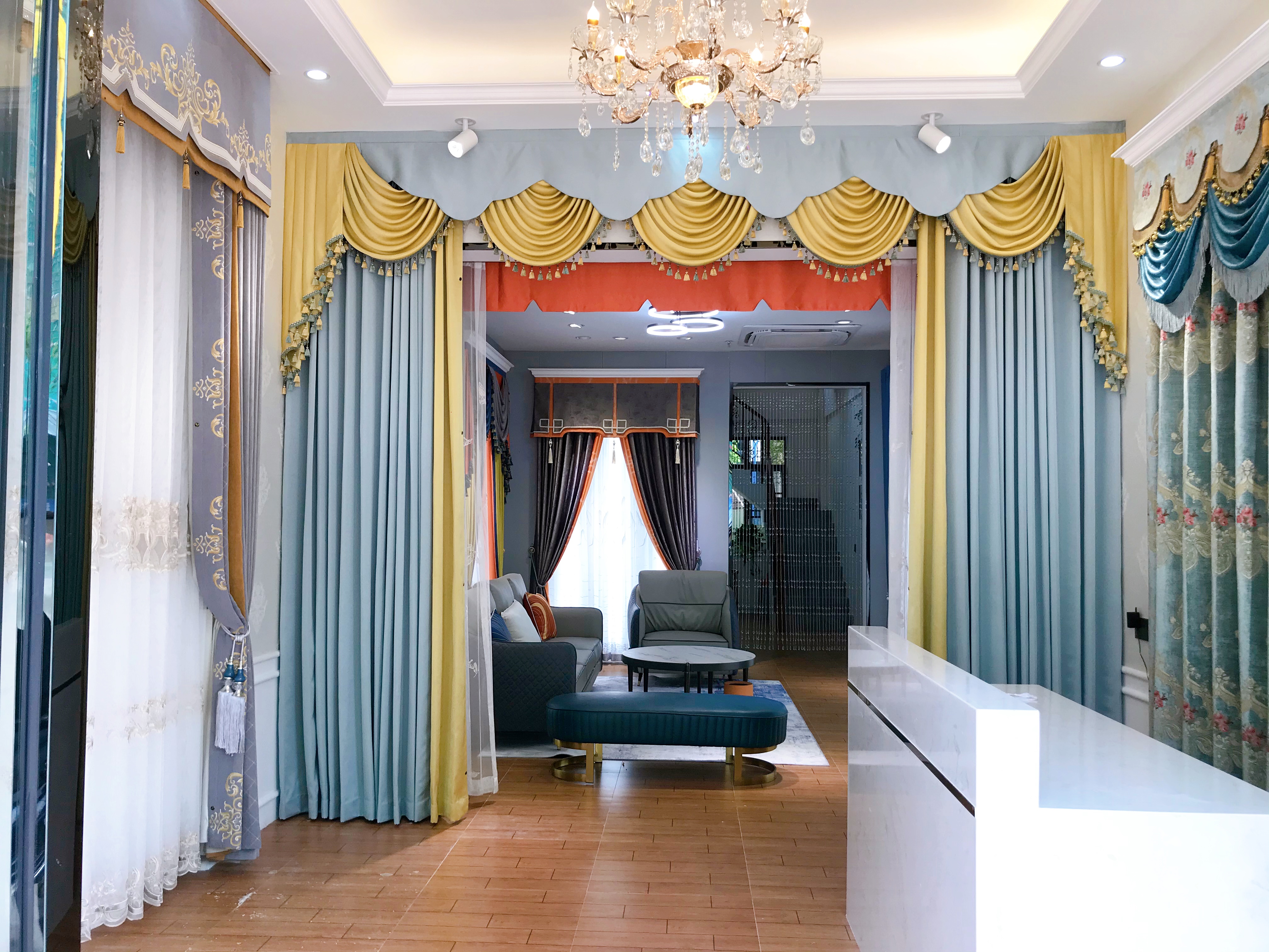 蝶依斕：廣東翁源店窗簾專賣、網紅柜雙花齊放！